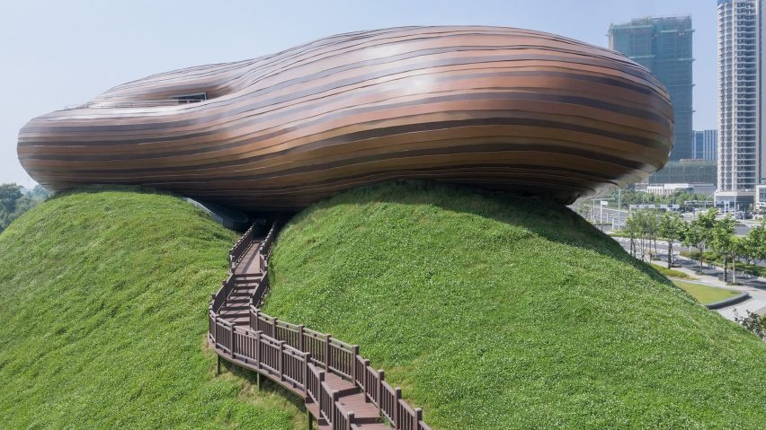 floating_melodies_liyang_museum_jiangsu_province_crox_china_dezeen_2364_col_28_852x479.jpg